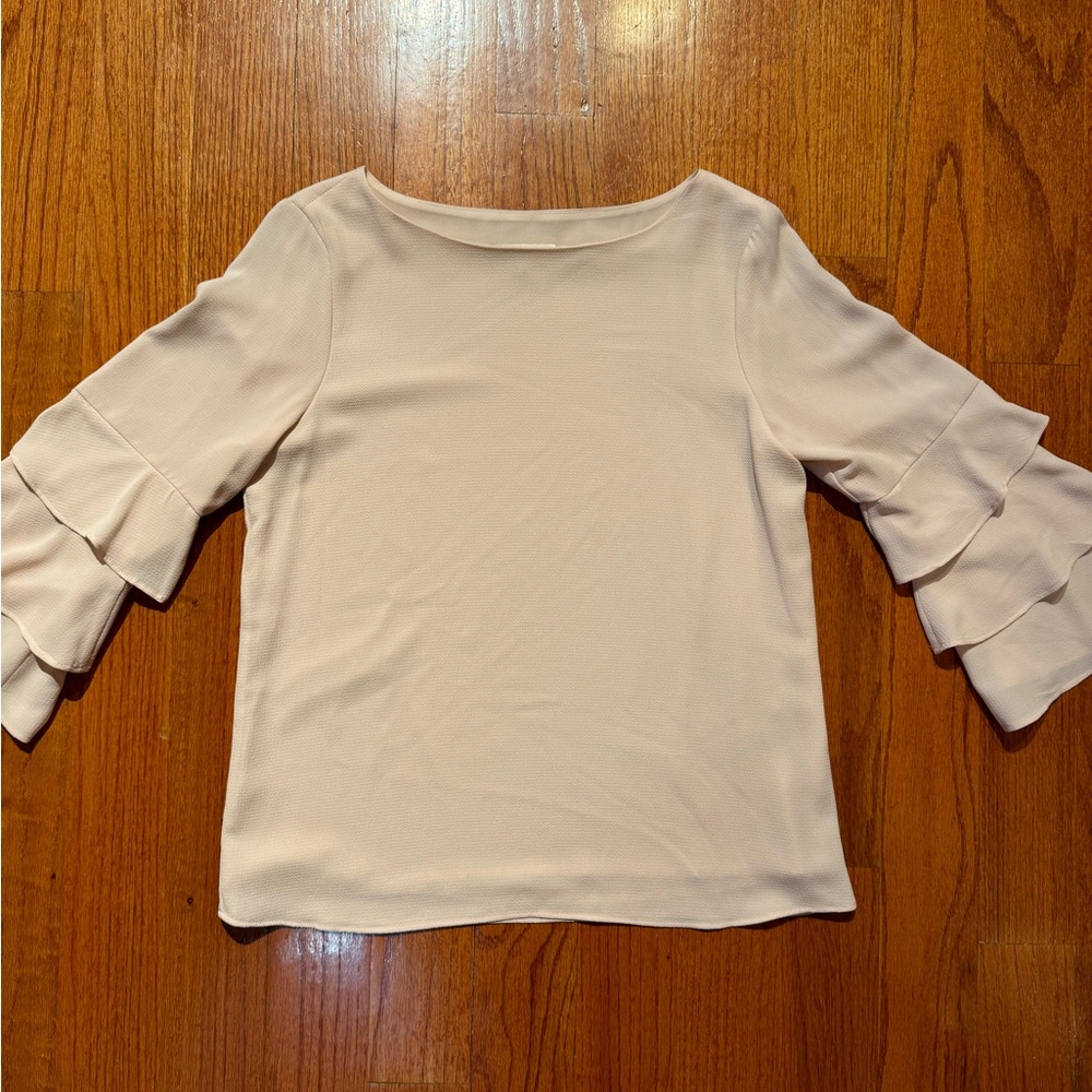 Calvin Klein Womens Flowy Slinky Blouse very light pink/cream Long Ruffle Sleeve